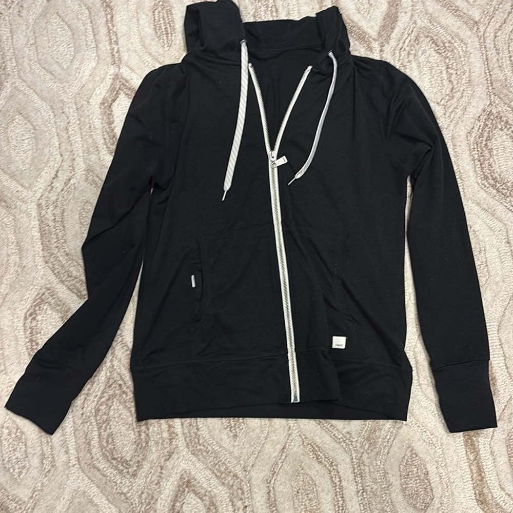 Vuori women's size small hoodie halo zip